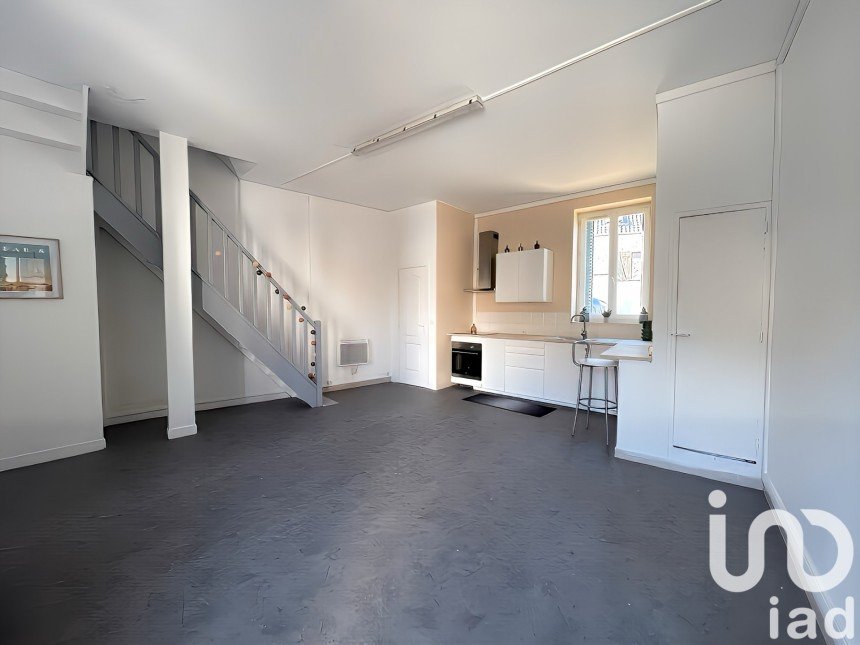 Apartment 4 rooms of 80 m² in Hardricourt (78250)