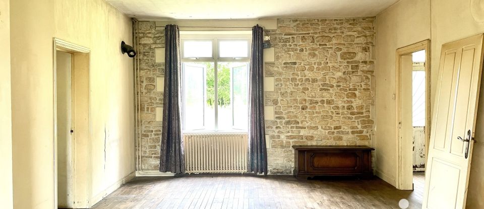 Traditional house 3 rooms of 102 m² in Clussais-la-Pommeraie (79190)