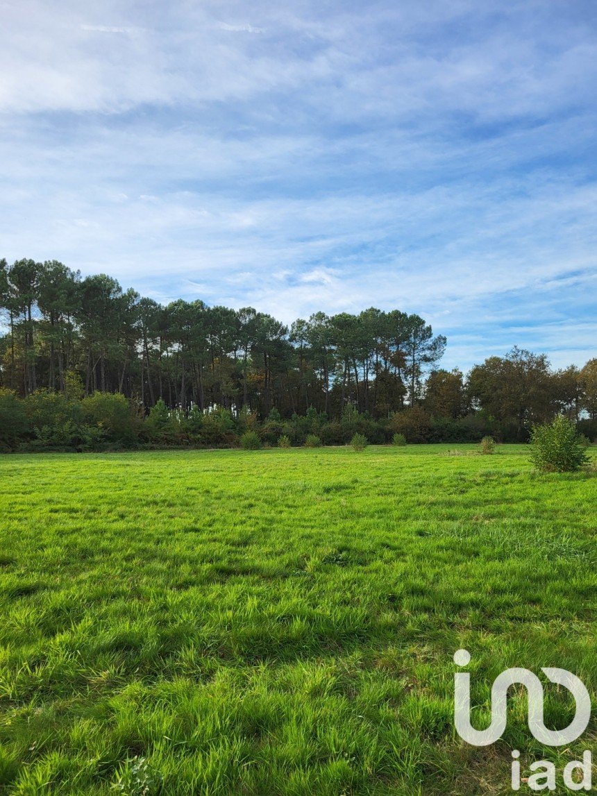 Terrain de 44 000 m² à Bazas (33430)