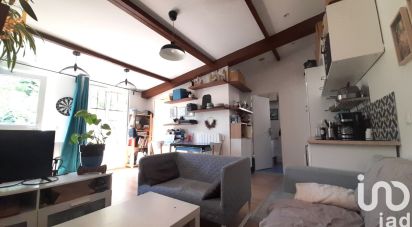 Appartement 2 pièces de 33 m² à Corbeil-Essonnes (91100)