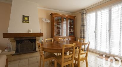 House 5 rooms of 107 m² in Courcouronnes (91080)