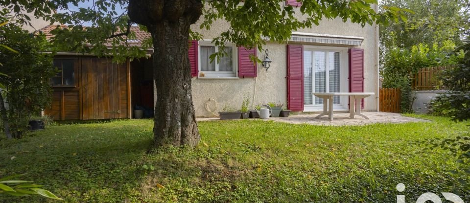 Maison 5 pièces de 107 m² à Courcouronnes (91080)