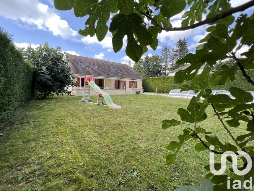 Maison 5 pièces de 123 m² à Boinville-le-Gaillard (78660)