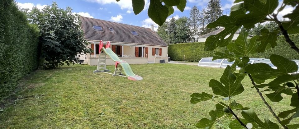 House 5 rooms of 123 m² in Boinville-le-Gaillard (78660)