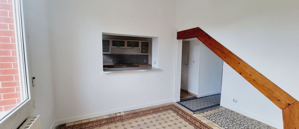 House 6 rooms of 126 m² in Sinceny (02300)