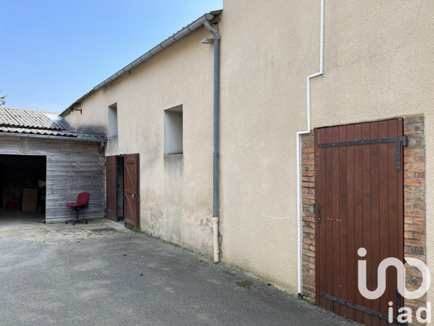 Maison 5 pièces de 122 m² à La Ferrière-en-Parthenay (79390)