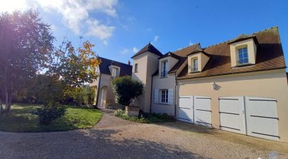 Maison 8 pièces de 220 m² à Saint-Maurice-Montcouronne (91530)