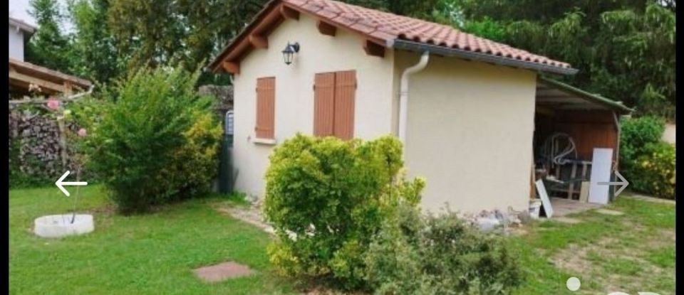 Traditional house 5 rooms of 170 m² in Bergerac (24100)