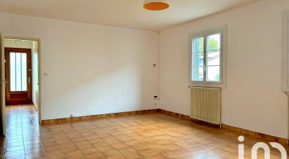 Traditional house 3 rooms of 92 m² in Saint-Médard-de-Guizières (33230)