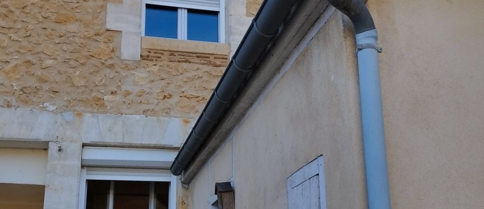 Town house 5 rooms of 105 m² in Bergerac (24100)