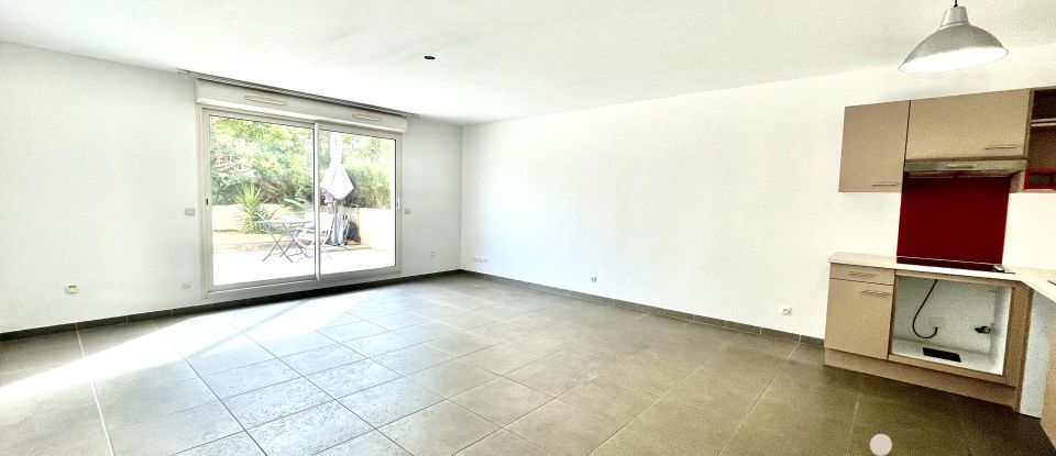 Appartement 3 pièces de 65 m² à Marseille (13013)