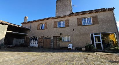 Maison 7 pièces de 190 m² à Saint-Bonnet-près-Riom (63200)