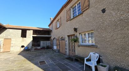 Maison 7 pièces de 190 m² à Saint-Bonnet-près-Riom (63200)