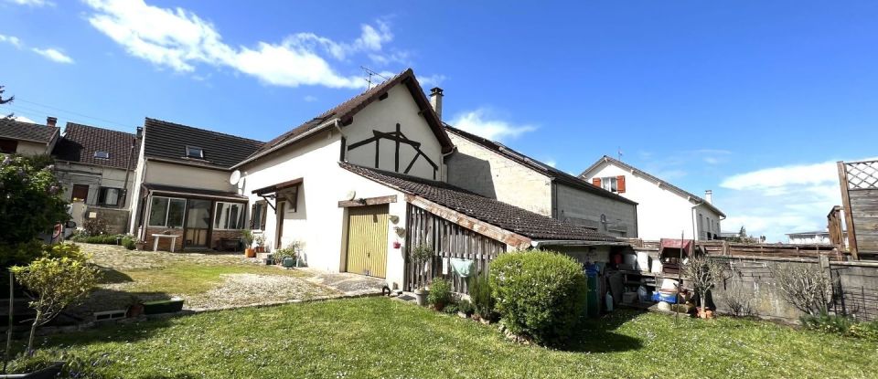 House 6 rooms of 147 m² in Corbeil-Essonnes (91100)