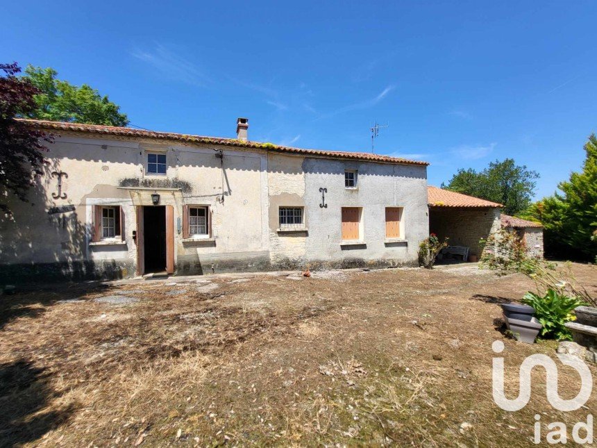 Maison de campagne 4 pièces de 96 m² à Vix (85770)