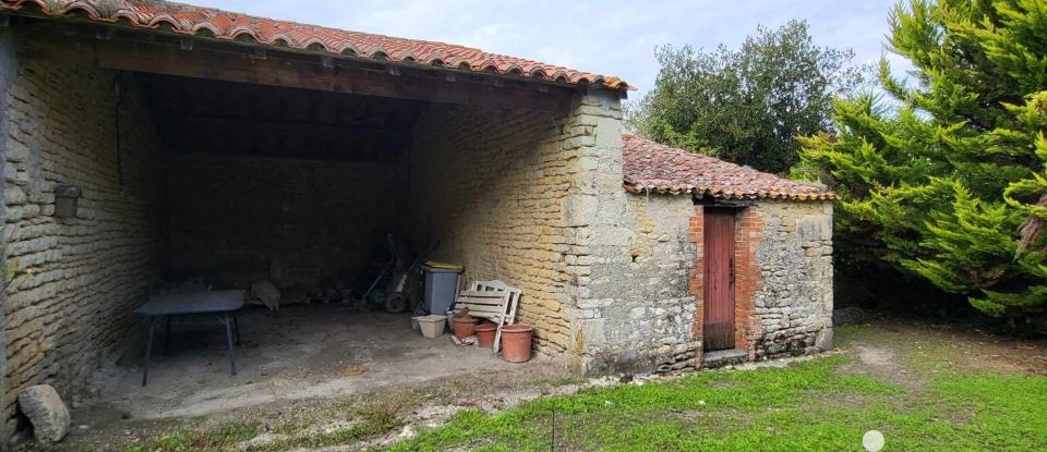 Maison de campagne 4 pièces de 96 m² à Vix (85770)