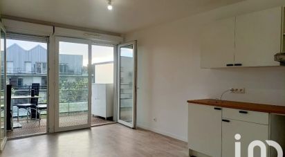 Apartment 3 rooms of 53 m² in Corbeil-Essonnes (91100)