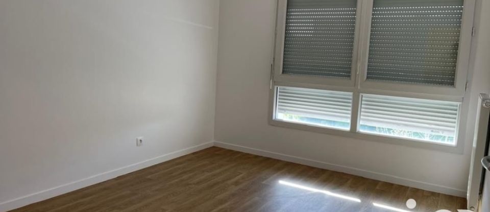 Appartement 3 pièces de 53 m² à Corbeil-Essonnes (91100)