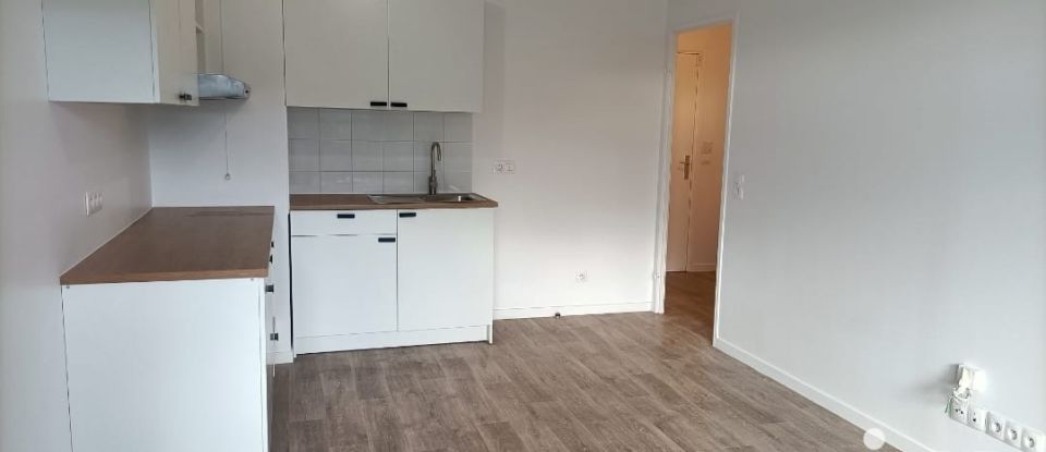 Appartement 3 pièces de 53 m² à Corbeil-Essonnes (91100)