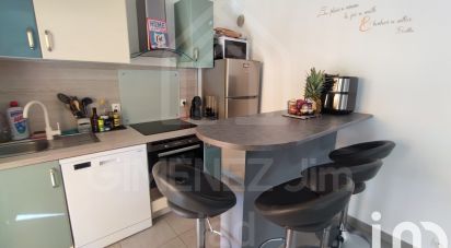 Appartement 1 pièce de 27 m² à Saint-Cyr-sur-Mer (83270)