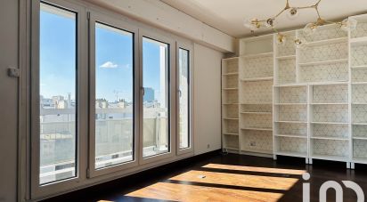 Appartement 5 pièces de 120 m² à Paris (75015)