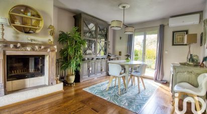 Maison traditionnelle 7 pièces de 144 m² à Santeuil (95640)