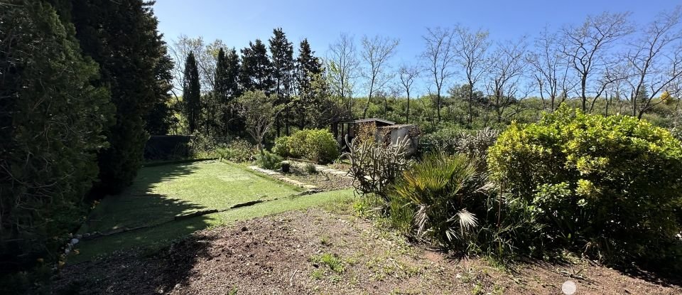 Maison traditionnelle 5 pièces de 120 m² à Puget-sur-Argens (83480)