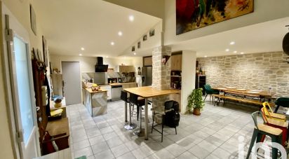 House 9 rooms of 163 m² in Théziers (30390)