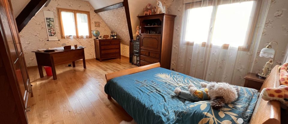 Traditional house 9 rooms of 276 m² in Claye-Souilly (77410)