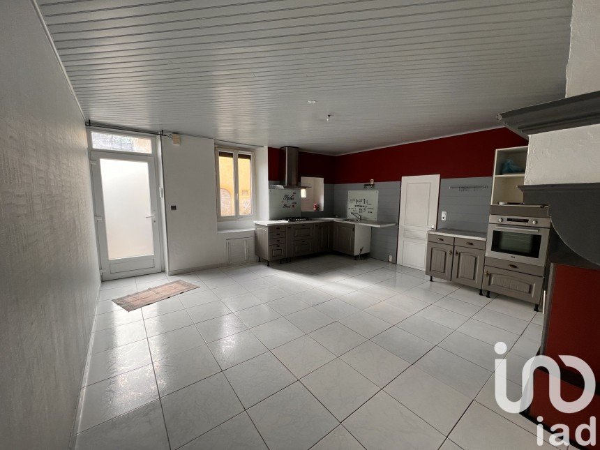 House 4 rooms of 126 m² in Chevillon (52170)