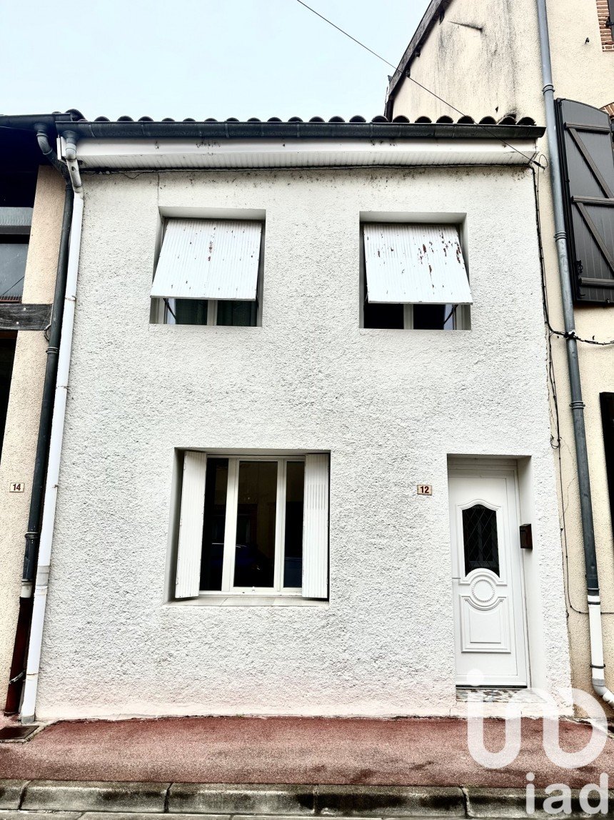 Maison 4 pièces de 110 m² à Saint-Nicolas-de-la-Grave (82210)