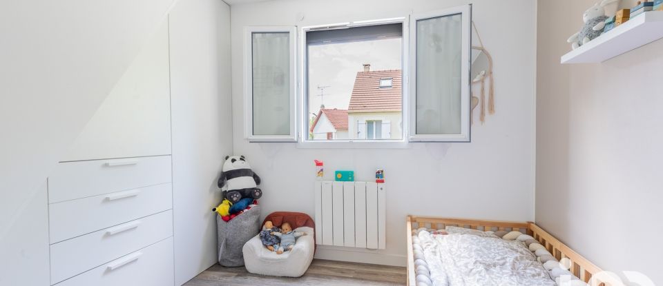 Maison 4 pièces de 83 m² à Mennecy (91540)