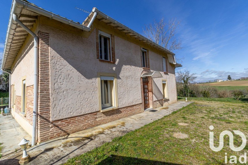 Country home 7 rooms of 190 m² in Cazes-Mondenard (82110)