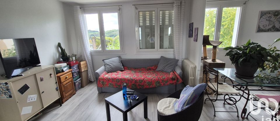 Apartment 4 rooms of 81 m² in Aurillac (15000)