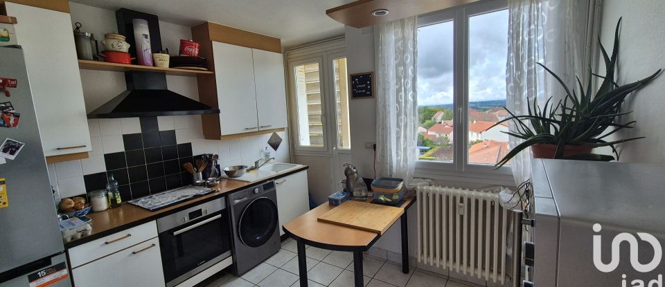 Apartment 4 rooms of 81 m² in Aurillac (15000)