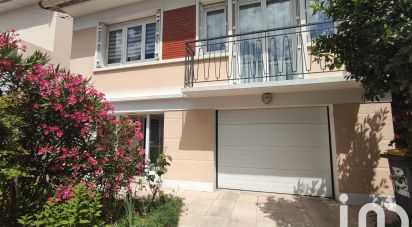 Maison traditionnelle 4 pièces de 170 m² à Livry-Gargan (93190)