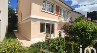 Maison traditionnelle 4 pièces de 170 m² à Livry-Gargan (93190)