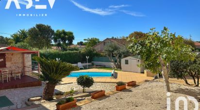 Traditional house 4 rooms of 110 m² in Six-Fours-les-Plages (83140)