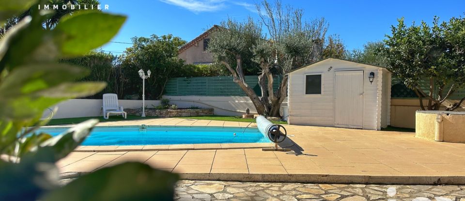 Traditional house 4 rooms of 110 m² in Six-Fours-les-Plages (83140)