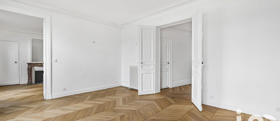 Appartement 3 pièces de 87 m² à Paris (75008)