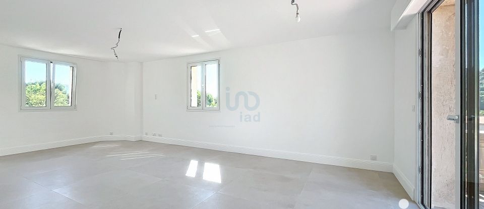 Apartment 3 rooms of 74 m² in Nice (06100)