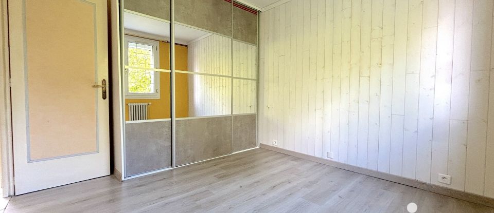 Maison traditionnelle 5 pièces de 111 m² à Bouguenais (44340)