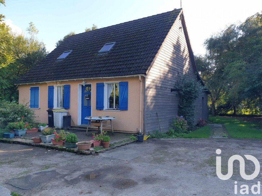 Pavillon 7 pièces de 138 m² à Mesnil-en-Ouche (27330)