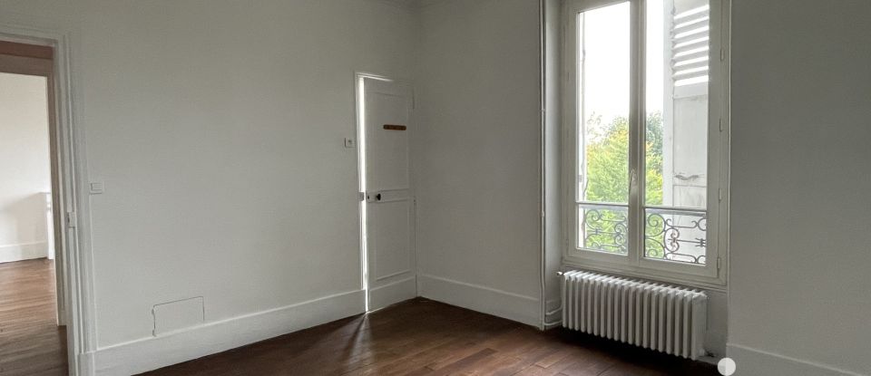 Apartment 3 rooms of 62 m² in Le Raincy (93340)