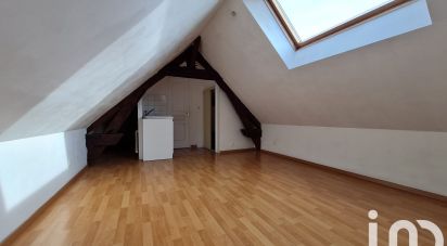 Studio 1 pièce de 25 m² à Corbeil-Essonnes (91100)