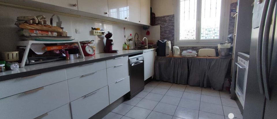 Maison 4 pièces de 71 m² à Sorgues (84700)