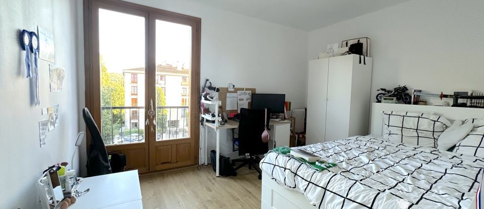 Appartement 4 pièces de 82 m² à Aix-en-Provence (13100)