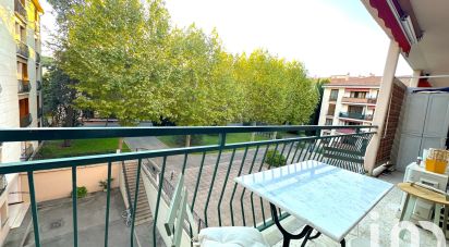 Appartement 4 pièces de 82 m² à Aix-en-Provence (13100)