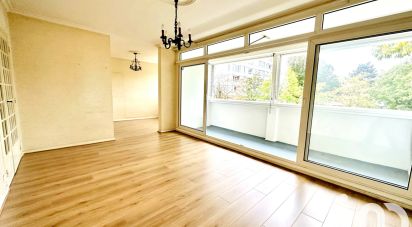 Apartment 5 rooms of 84 m² in Saint-Herblain (44800)