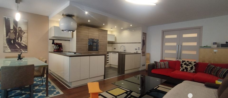 Apartment 4 rooms of 81 m² in Villeneuve-la-Garenne (92390)